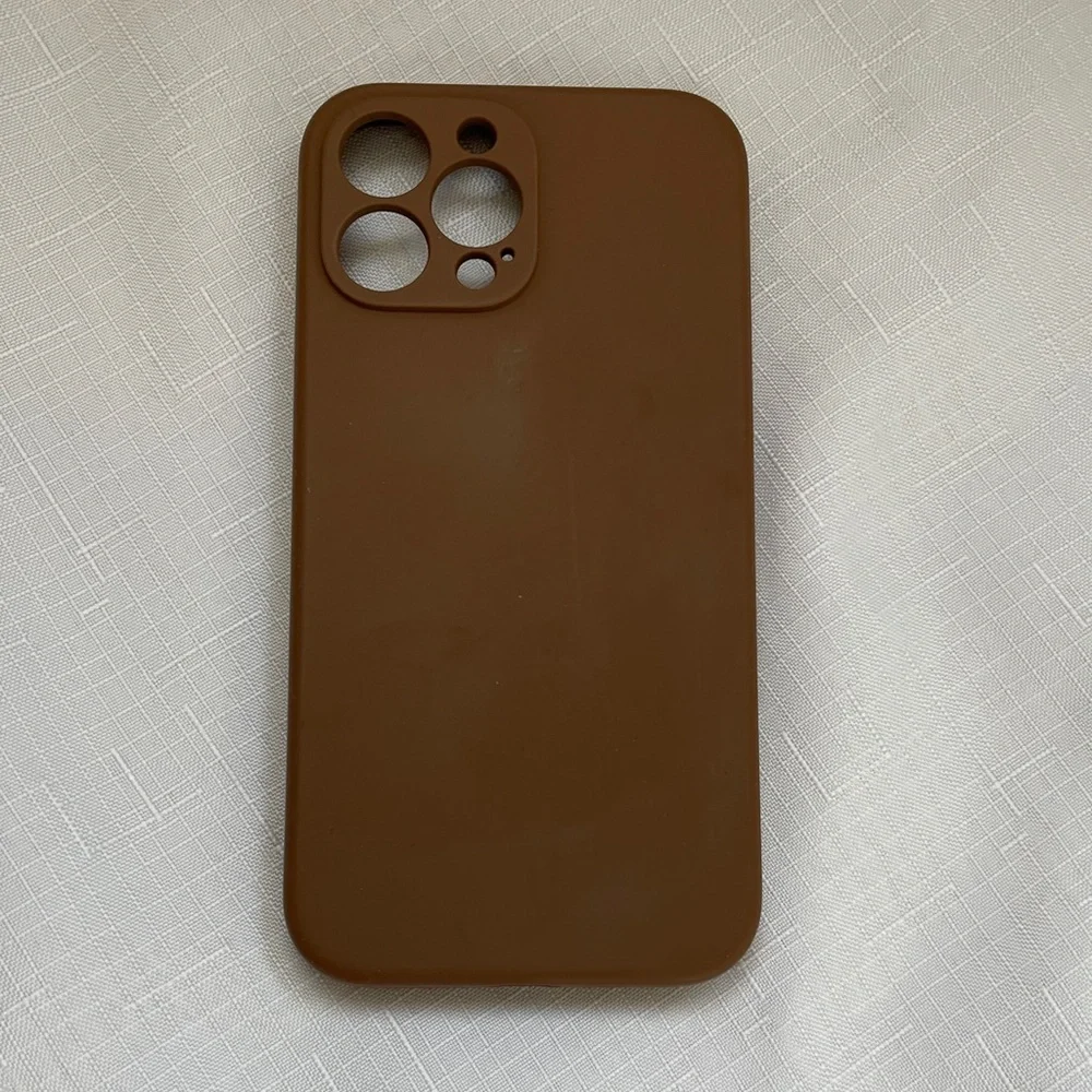 Brown Silicone Phone Case. Fits a iPhone 13 Pro Max